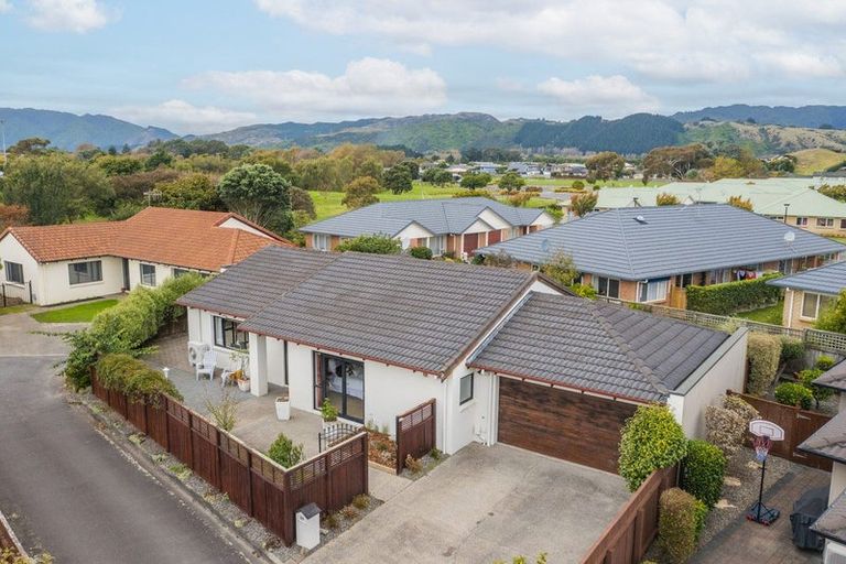 Photo of property in 29 Central Park, Paraparaumu Beach, Paraparaumu, 5032