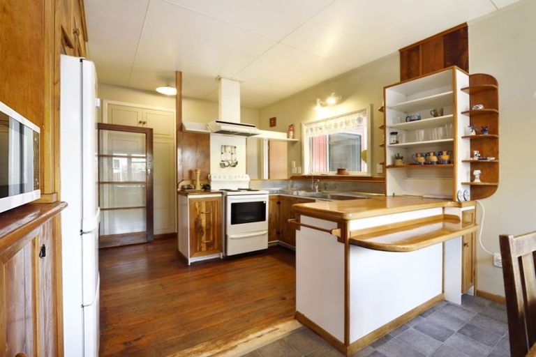 Photo of property in 12 Motueka Street, Nelson South, Nelson, 7010