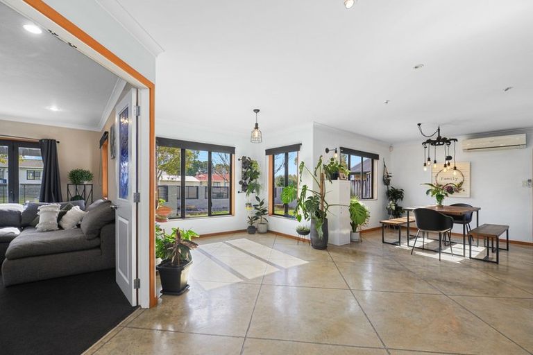 Photo of property in 13 Dixon Road, Fitzroy, Hamilton, 3206
