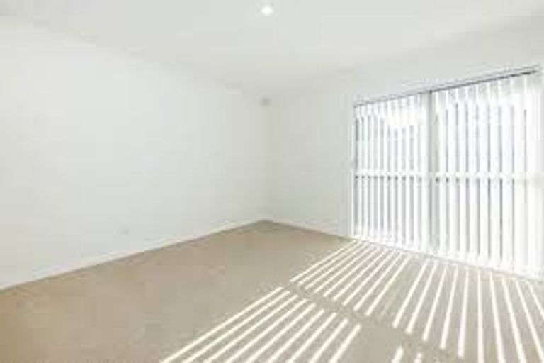 Photo of property in 68 Chelburn Crescent, Mangere East, Auckland, 2024