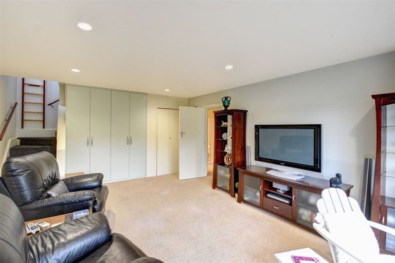 Photo of property in 55 Pacific Street, Roslyn, Dunedin, 9010