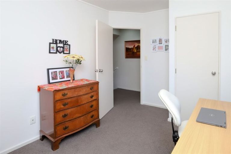 Photo of property in 12 Parkview Avenue, Western Heights, Hamilton, 3200