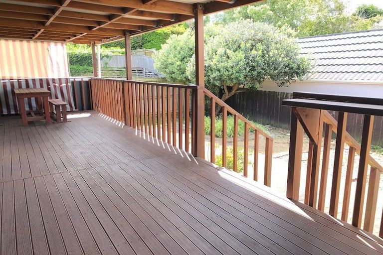 Photo of property in 74 Ridge Road, Howick, Auckland, 2014