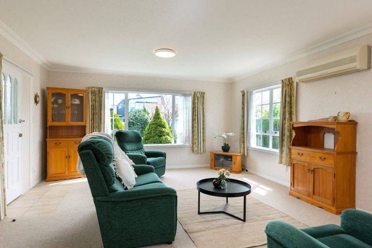 Photo of property in 82 Mclauchlan Street, Springlands, Blenheim, 7201