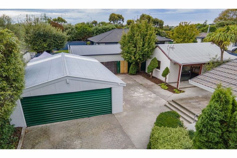 Photo of property in 70 Orrick Crescent, Avondale, Christchurch, 8061
