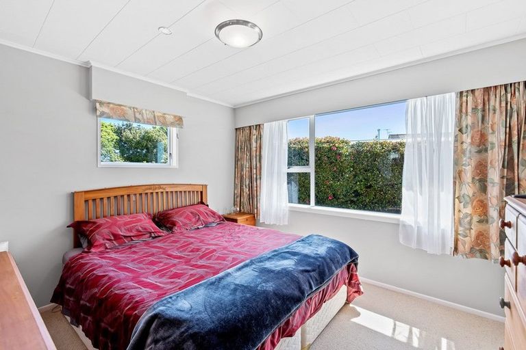 Photo of property in 50 Sylvan Avenue, Waikanae, 5036
