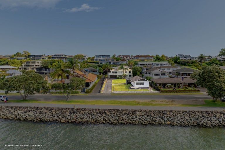Photo of property in 105c Beach Road, Otumoetai, Tauranga, 3110