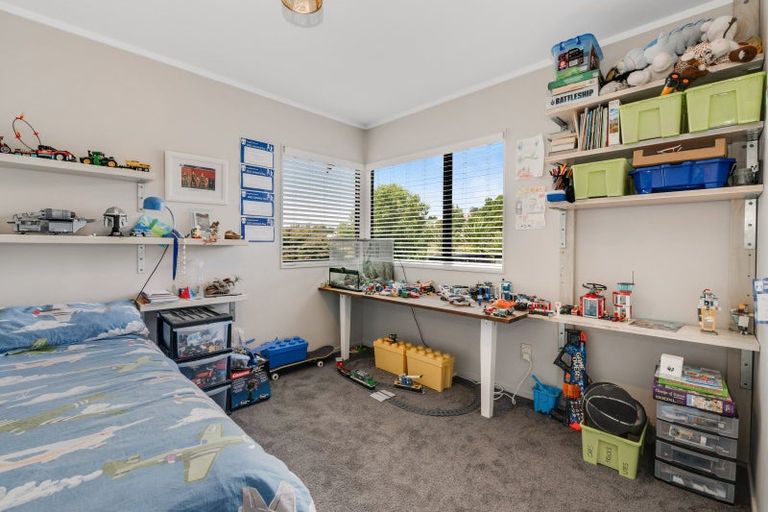 Photo of property in 70 Donald Street, Stanmore Bay, Whangaparaoa, 0932