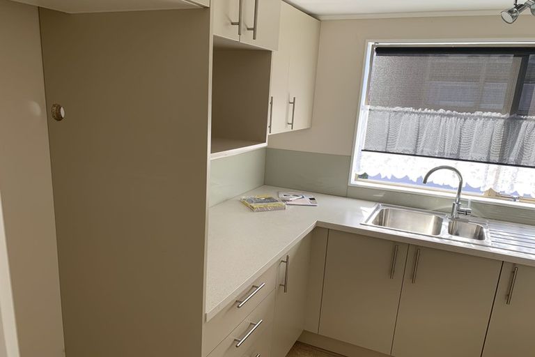 Photo of property in 4/54 Wellington Street, Howick, Auckland, 2014