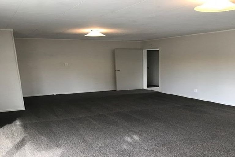 Photo of property in 74 John Walker Drive, Manurewa, Auckland, 2102