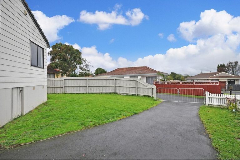 Photo of property in 3/8 Martha Lane, Weymouth, Auckland, 2103