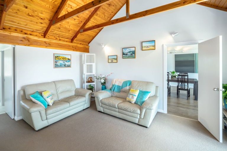 Photo of property in 216a Ahiaruhe Road, Ahiaruhe, Carterton, 5792