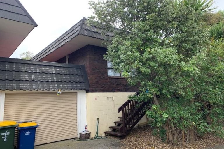 Photo of property in 2/14 View Road, Wairau Valley, Auckland, 0627