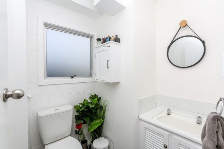 Photo of property in 4 Carver Place, Lynmouth, New Plymouth, 4310