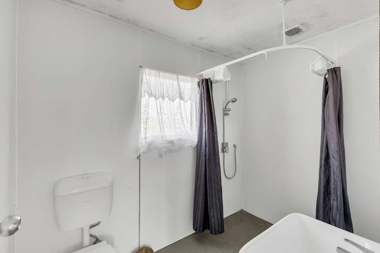 Photo of property in 543 Oruarangi Road, Mangere, Auckland, 2022