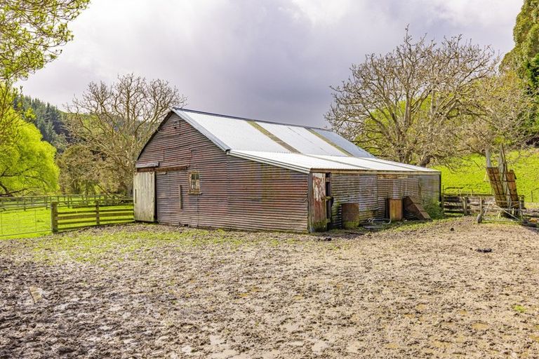 Photo of property in Castlepoint Road, Mangapakeha, Masterton, 5889