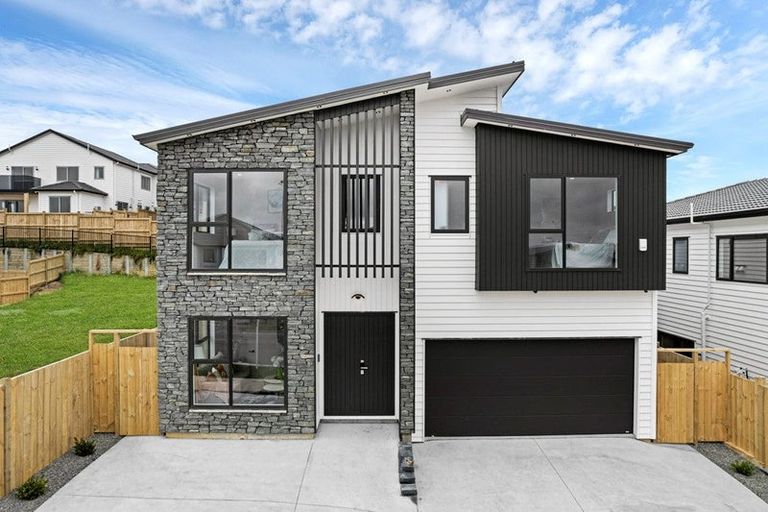 Photo of property in 22 Black Shed Road, Flat Bush, Auckland, 2019