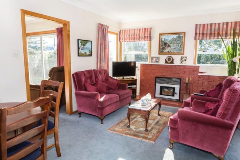 Photo of property in 55 Adelaide Road, Dannevirke, 4978