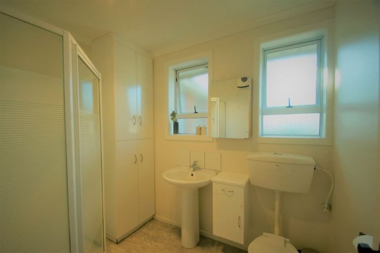 Photo of property in 16 Highbury Place, Avonside, Christchurch, 8061