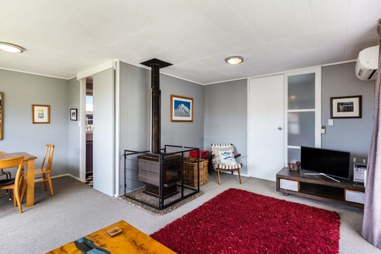 Photo of property in 14 Runuku Grove, Turangi, 3334