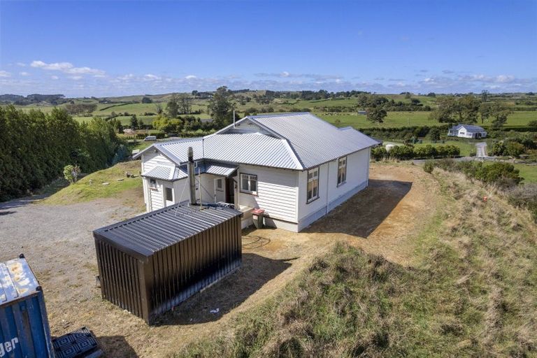 Photo of property in 1106 Egmont Road, Egmont Village, New Plymouth, 4372