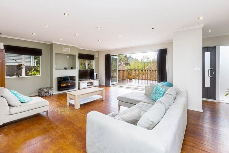 Photo of property in 22 Bridge Road, Birchville, Upper Hutt, 5018