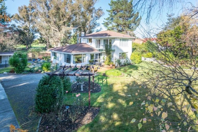 Photo of property in 146 Main North Road, Woodend, 7610