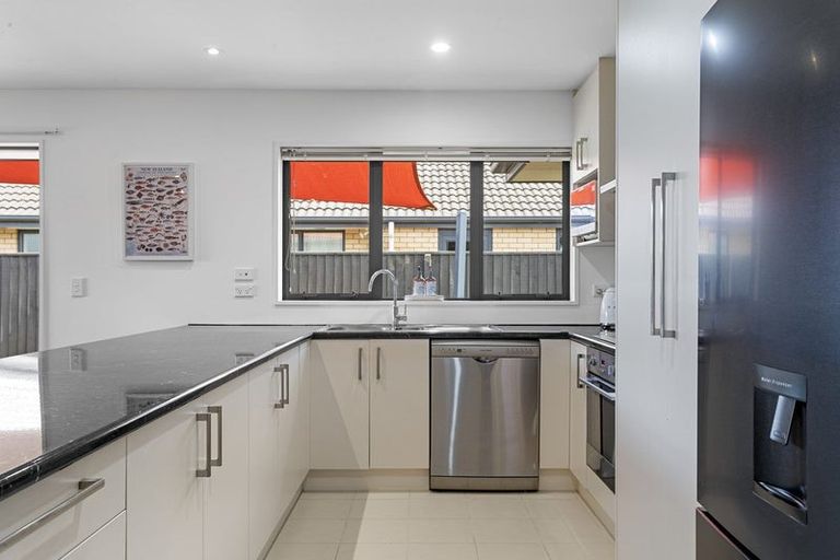 Photo of property in 10 Champagne Avenue, Yaldhurst, Christchurch, 8042