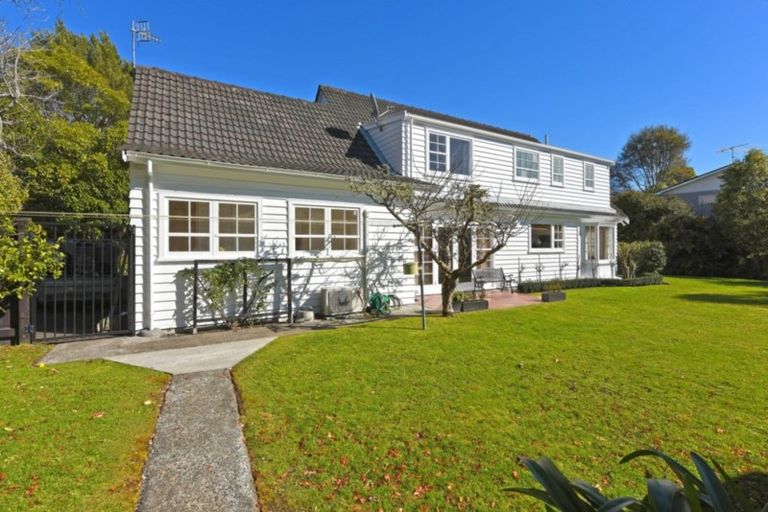 Photo of property in 13a Barton Road, Heretaunga, Upper Hutt, 5018