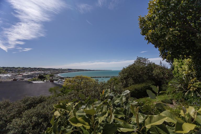 Photo of property in 2a Avon Street, South Hill, Oamaru, 9400
