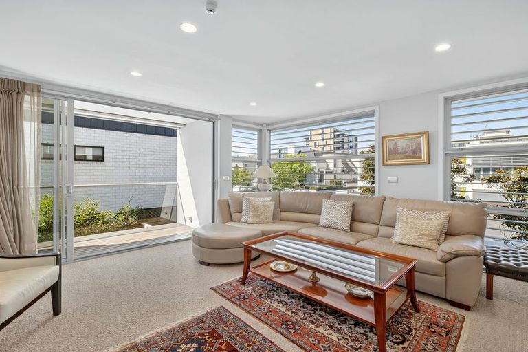 Photo of property in 2/31 Chester Street West, Christchurch Central, Christchurch, 8013