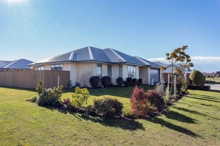 Photo of property in 38 Cassino Street, Rangiora, 7400