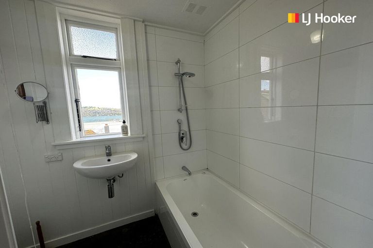 Photo of property in 30 Russell Street, Dunedin Central, Dunedin, 9016