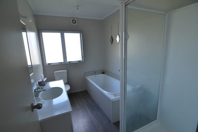 Photo of property in 31 Brentford Place, Manurewa, Auckland, 2102