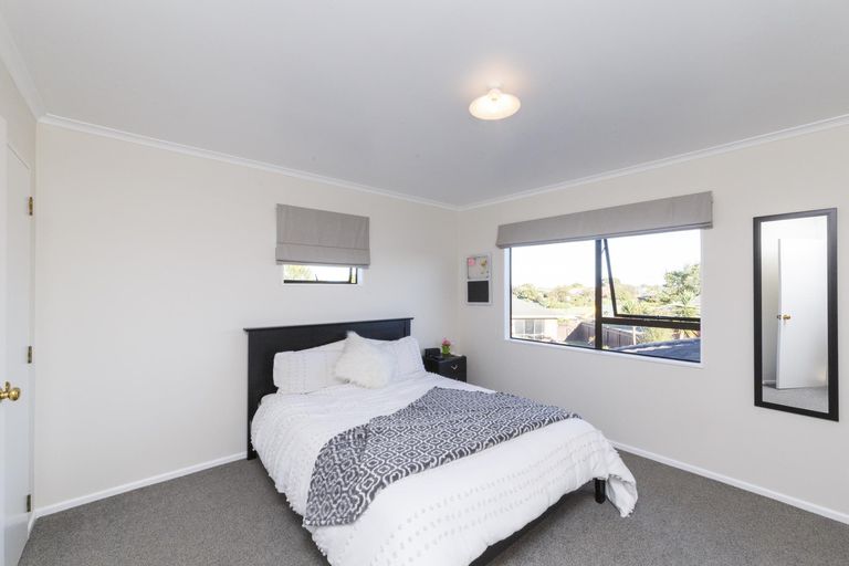 Photo of property in 5 Colorado Crescent, Milson, Palmerston North, 4414