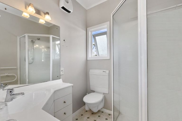 Photo of property in 140 Waterloo Road, Hutt Central, Lower Hutt, 5010