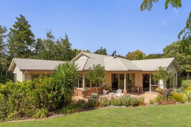 Photo of property in 1b Governors Heights, Whangamata, 3620