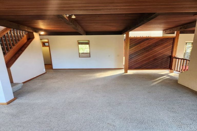 Photo of property in 6a Woodford Way, Crofton Downs, Wellington, 6035