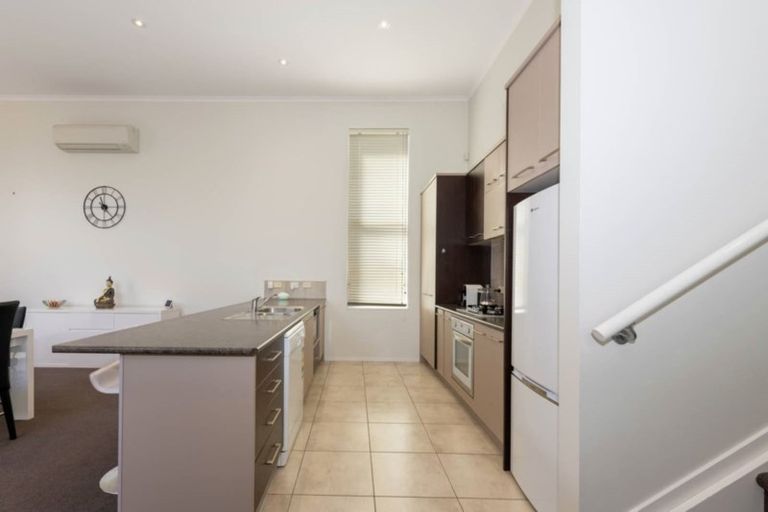 Photo of property in 92 Cyril French Drive, Flat Bush, Auckland, 2016