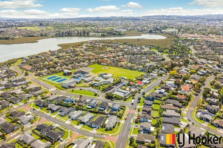 Photo of property in 45 Hadley Wood Drive, Wattle Downs, Auckland, 2103