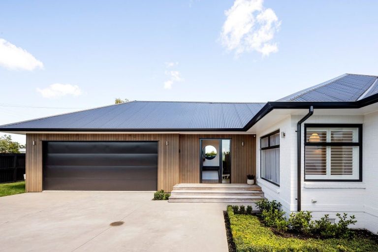 Photo of property in 63 Braid Road, St Andrews, Hamilton, 3200