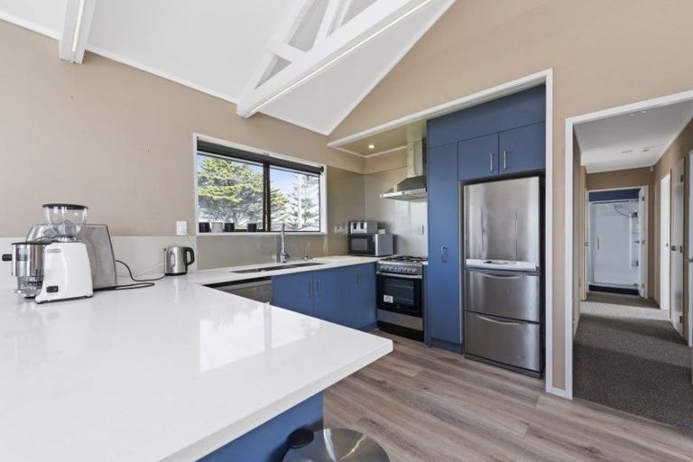 Photo of property in 7 Pukehina Parade, Pukehina, Te Puke, 3189