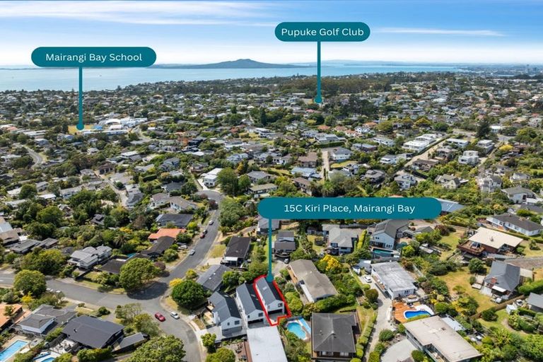 Photo of property in 15c Kiri Place, Mairangi Bay, Auckland, 0630