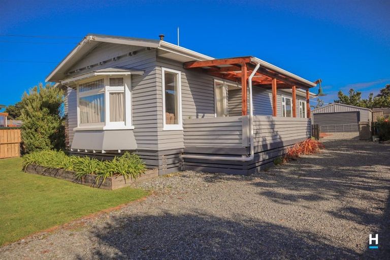 Photo of property in 114 Blake Street, Blaketown, Greymouth, 7805