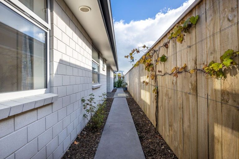 Photo of property in 7 Tupare Place, Highlands Park, New Plymouth, 4312