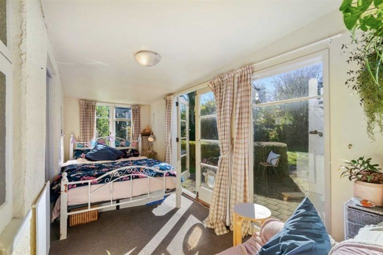 Photo of property in 3 Mcfaddens Road, St Albans, Christchurch, 8052