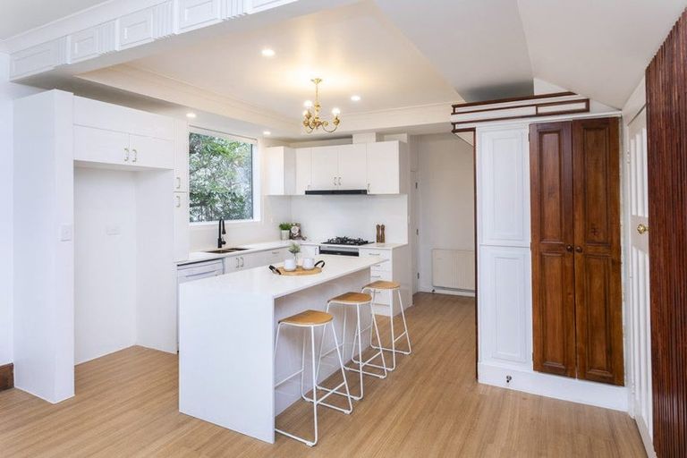 Photo of property in 31 Kotare Street, Fendalton, Christchurch, 8041