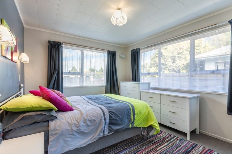 Photo of property in 16b Marere Avenue, Paraparaumu, 5032