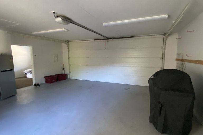 Photo of property in 8 Waimarama Street, Waikawa, Picton, 7220