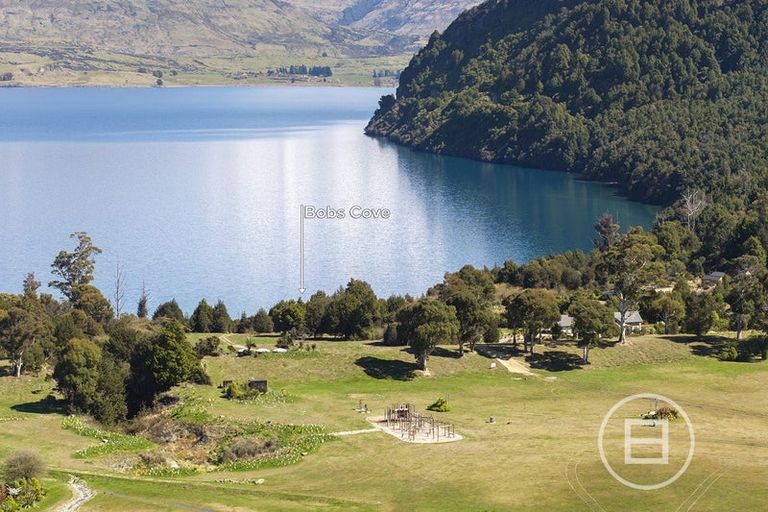 Photo of property in 45 Peregrine Falcon Road, Mount Creighton, Queenstown, 9371